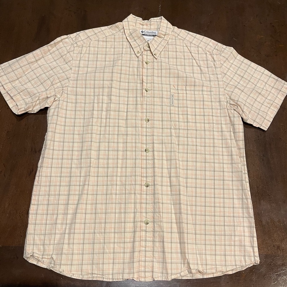 Men’s XL, Columbia PFG, short sleeve, Button Up, Cream/Grey/Orange plaid